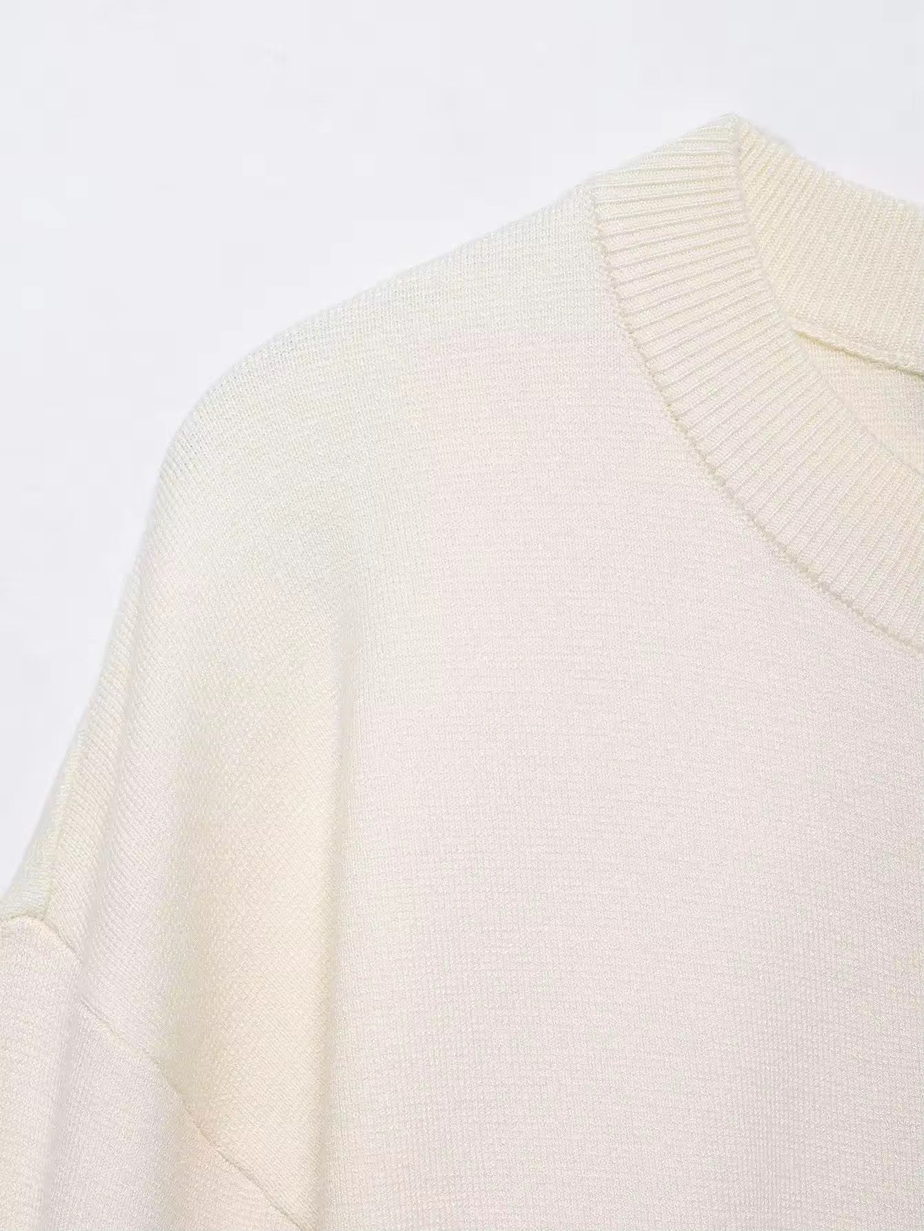 Beige Knit Chic Set – Zweiteiler mit Strickjacke & Minirock - Ambres