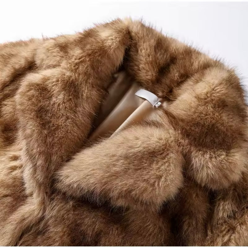 Vintage Luxe Mantel - Ambres