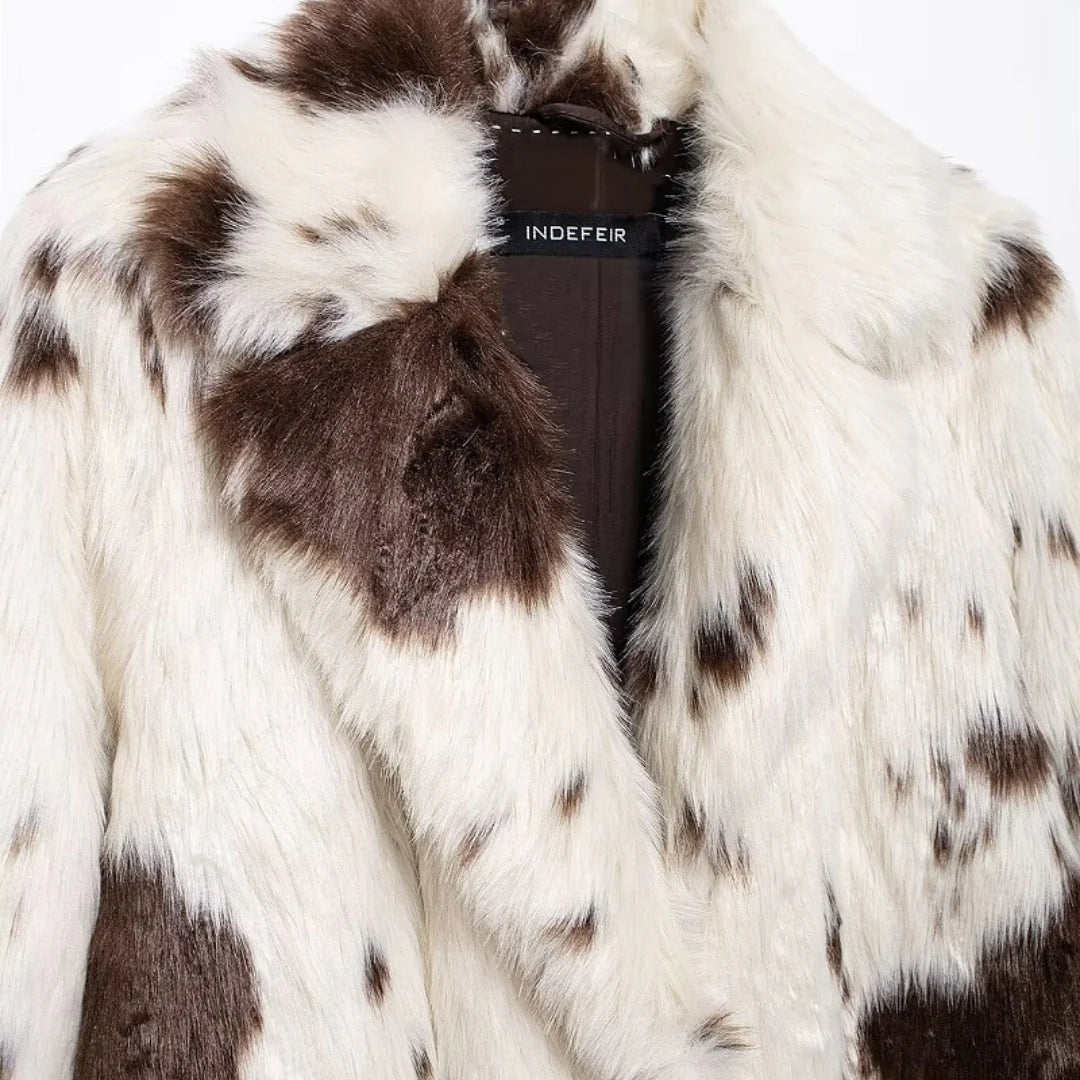 Cowhide Faux Fur Mantel - Ambres