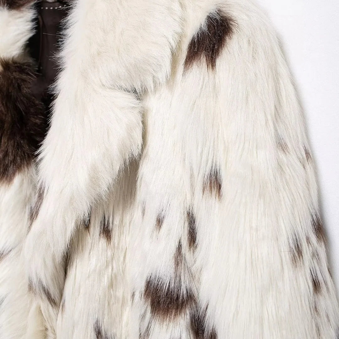 Cowhide Faux Fur Mantel - Ambres