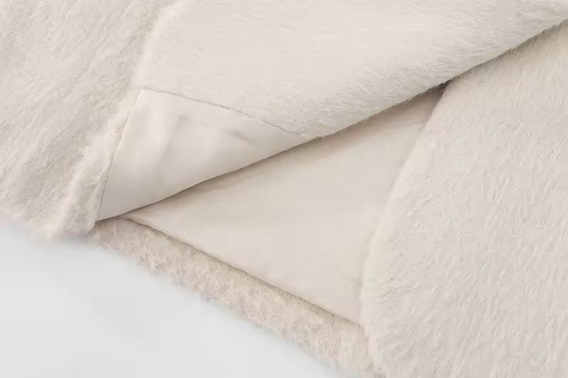 Eleganter Kunstpelz Blazer - Ambres