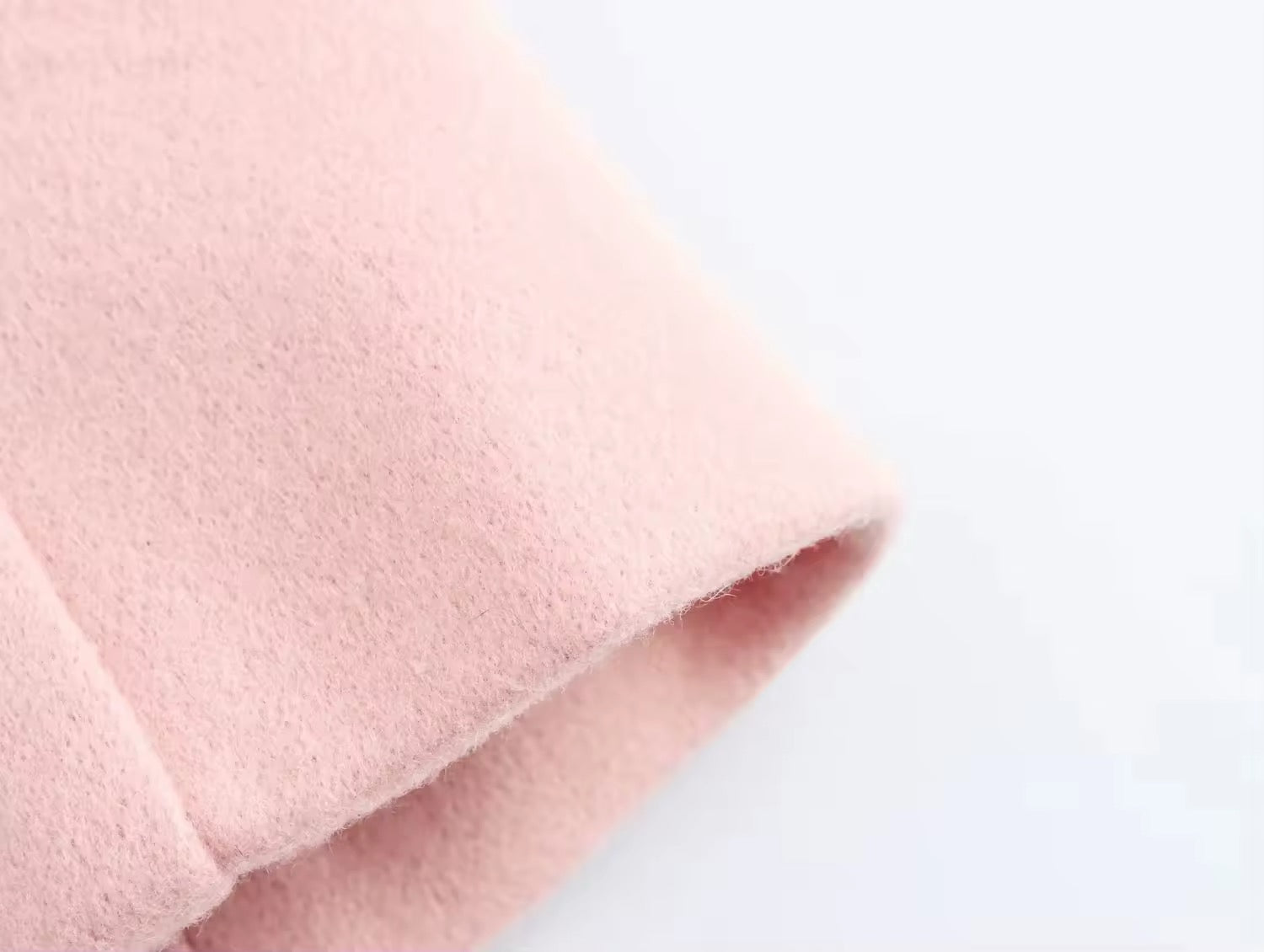 Rosé Elegance – Stylische Damenjacke - Ambres