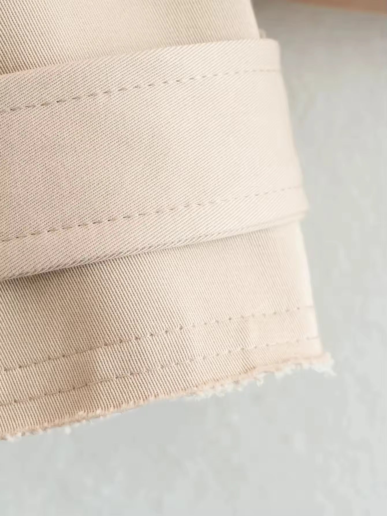 Cropped Trench - Ambres